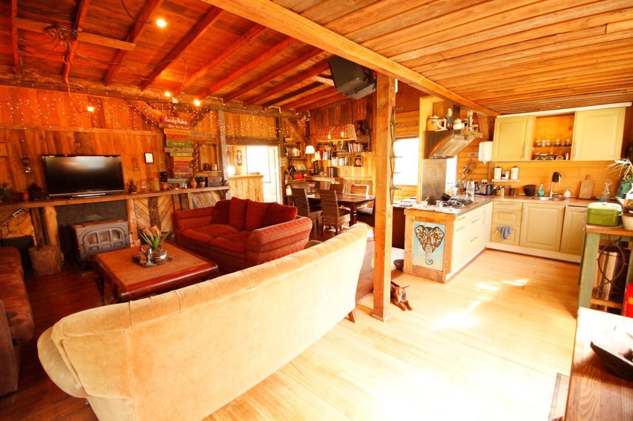 Bamboo Lodge חרונינגן מראה חיצוני תמונה