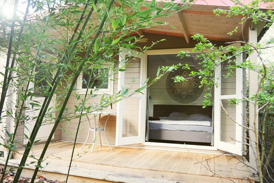 Bamboo Lodge חרונינגן מראה חיצוני תמונה