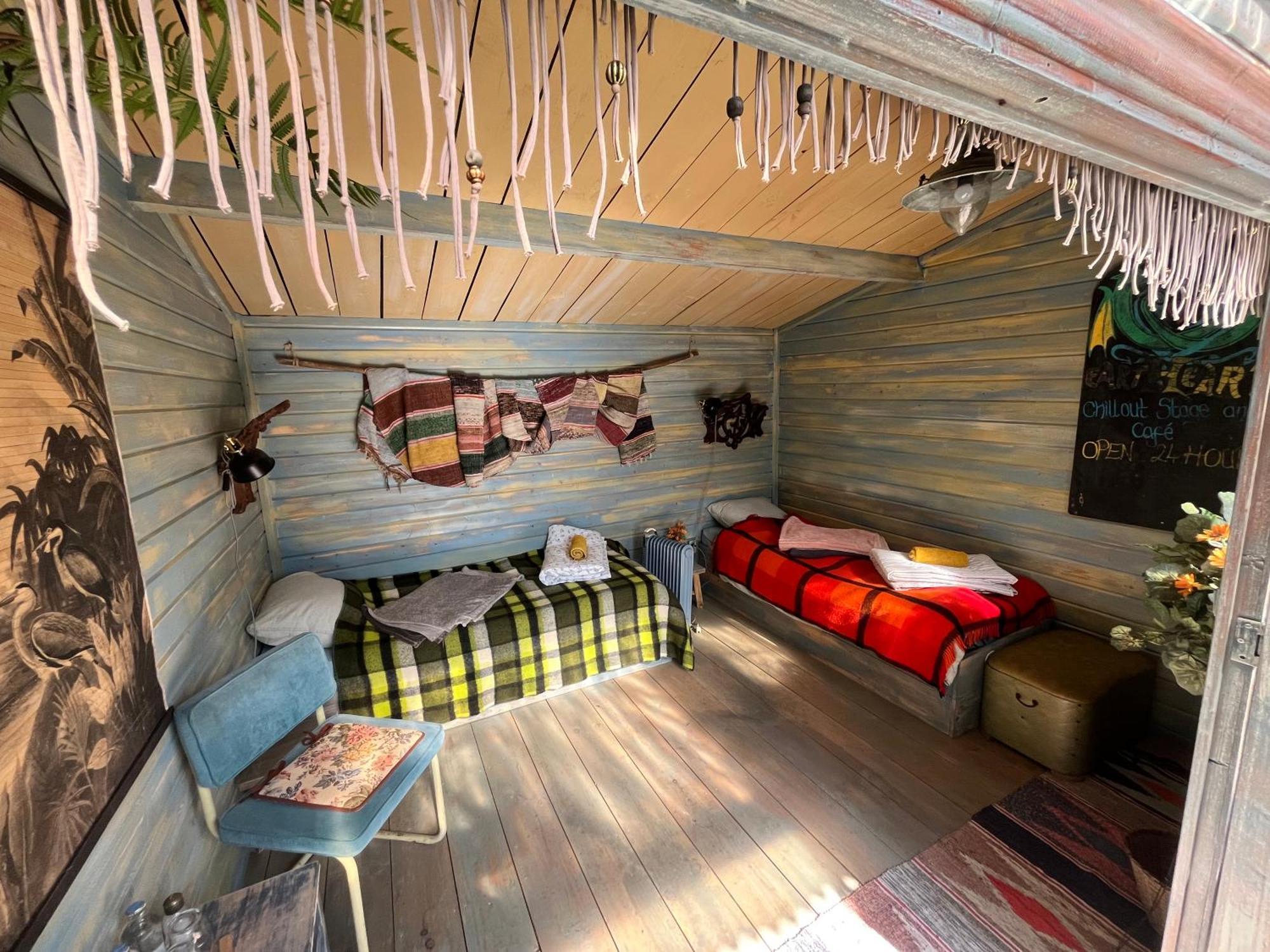 Bamboo Lodge חרונינגן מראה חיצוני תמונה